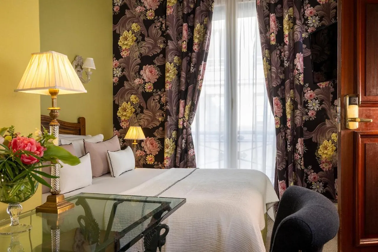 Hotel Des Marronniers Paris 3*,  France