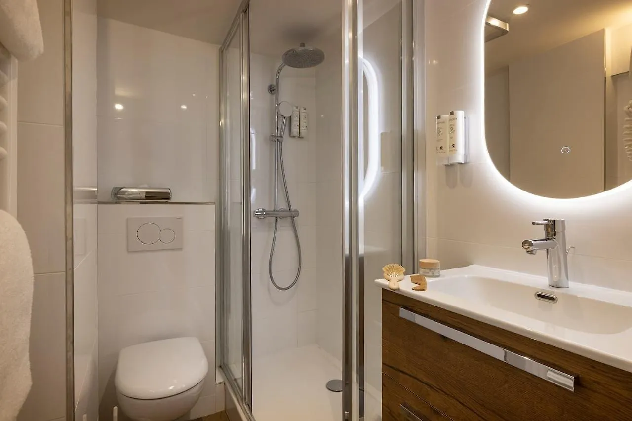 Hotel Des Marronniers Paris