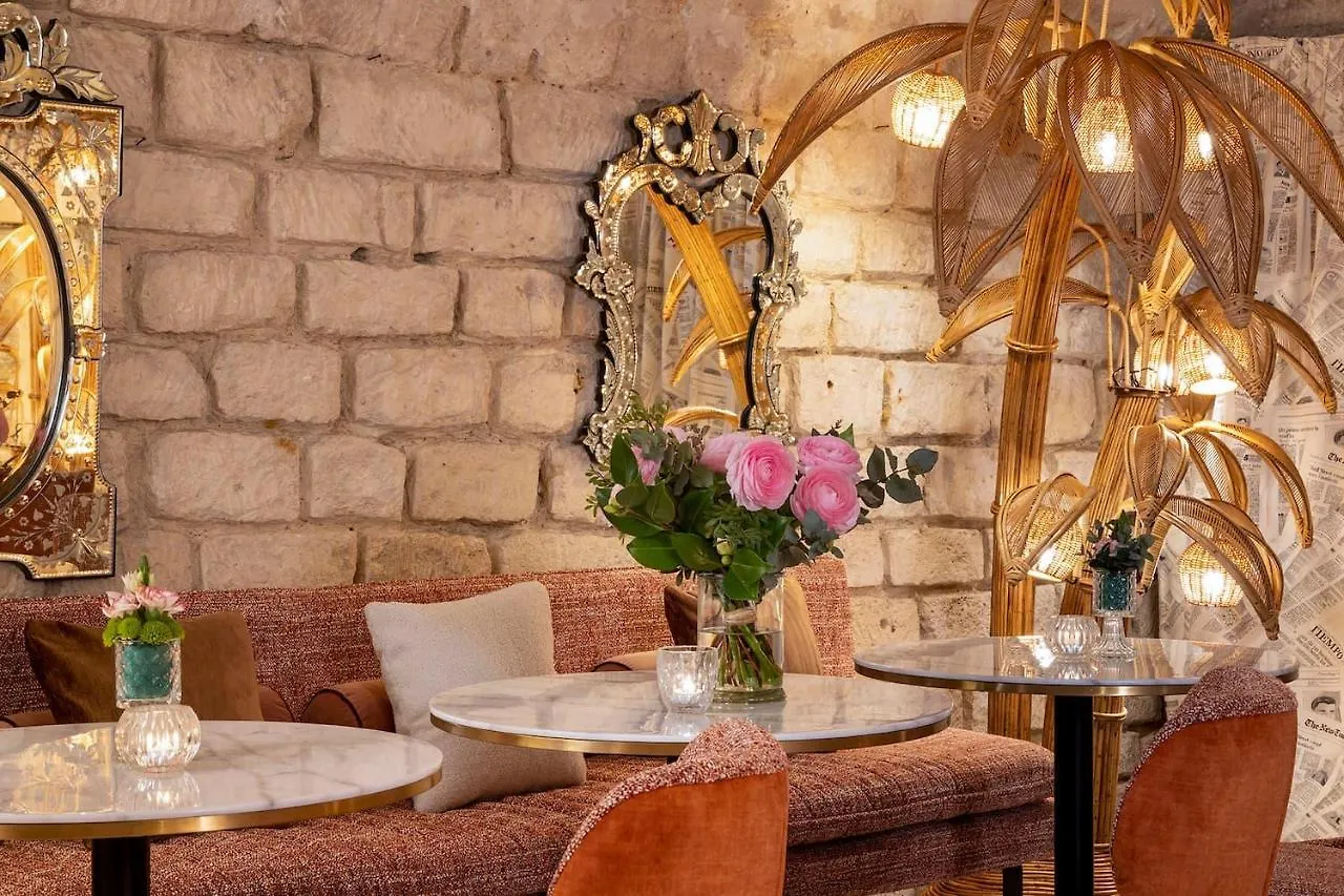 Hotel Des Marronniers Paris France