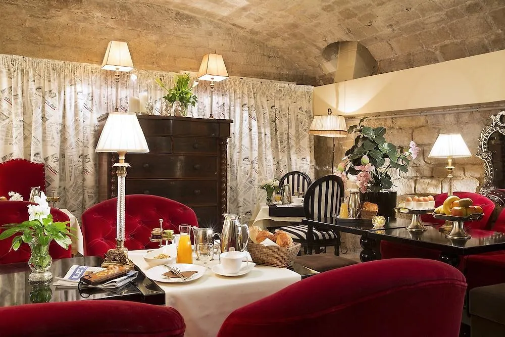 Hotel Des Marronniers Paris