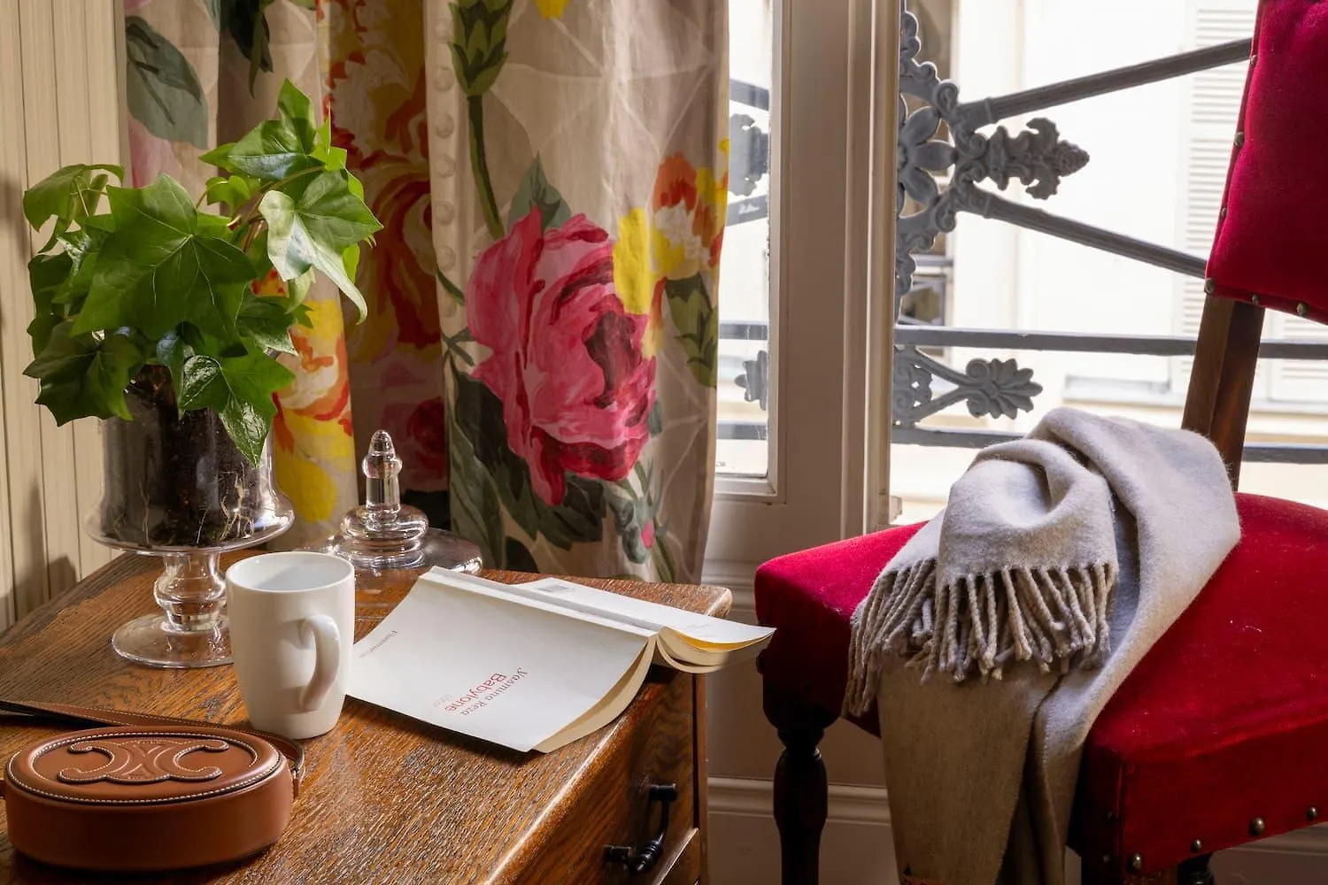 Hotel Des Marronniers Paris
