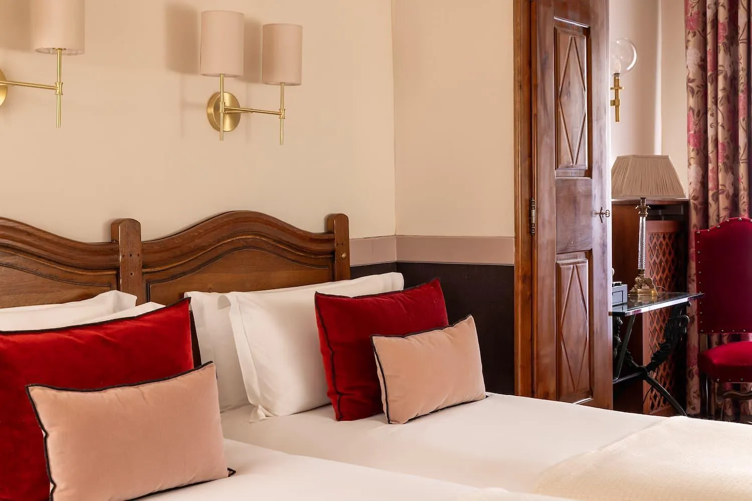 Hotel Des Marronniers Paris