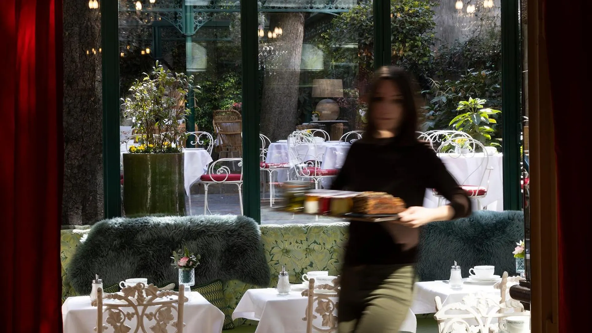Hotel Des Marronniers Paris